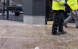  Walkway Snow & Ice Clearing
